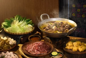 Thắng Cố Sapa: Giải Mã Món Đặc Sản Gây Tò Mò & Khám Phá Câu Chuyện Văn Hóa Người Mông